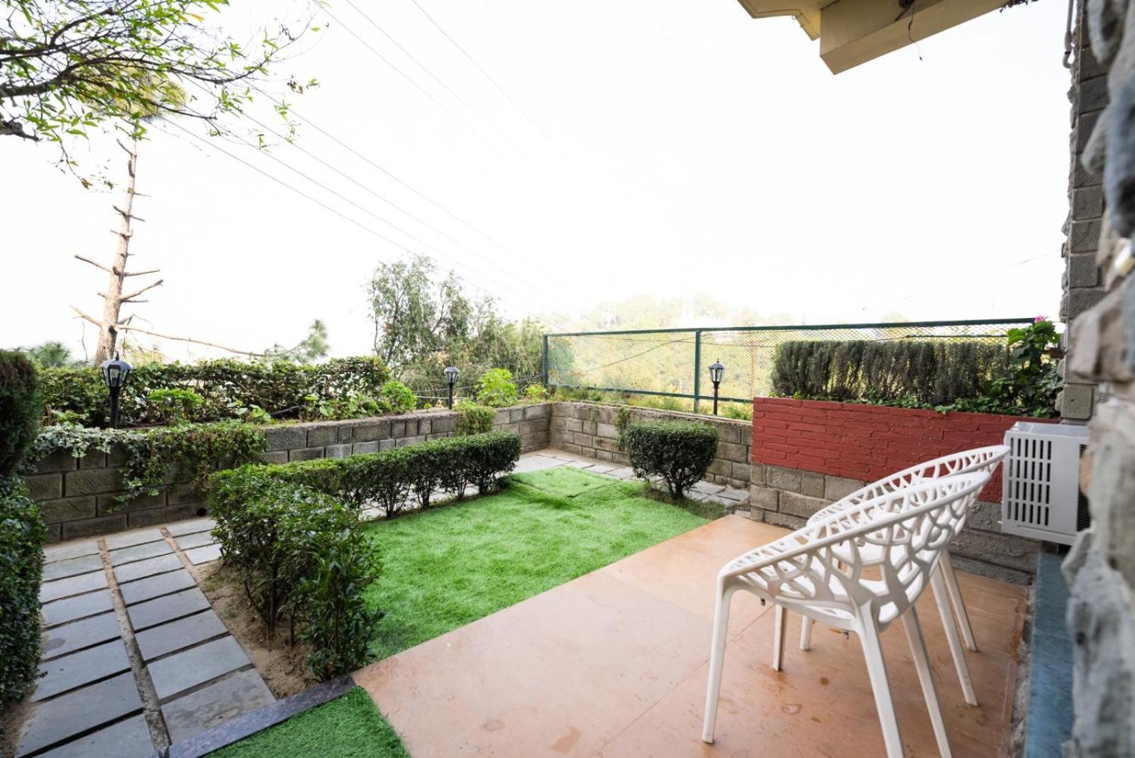 Kasauli Castle Resort Екстер'єр фото