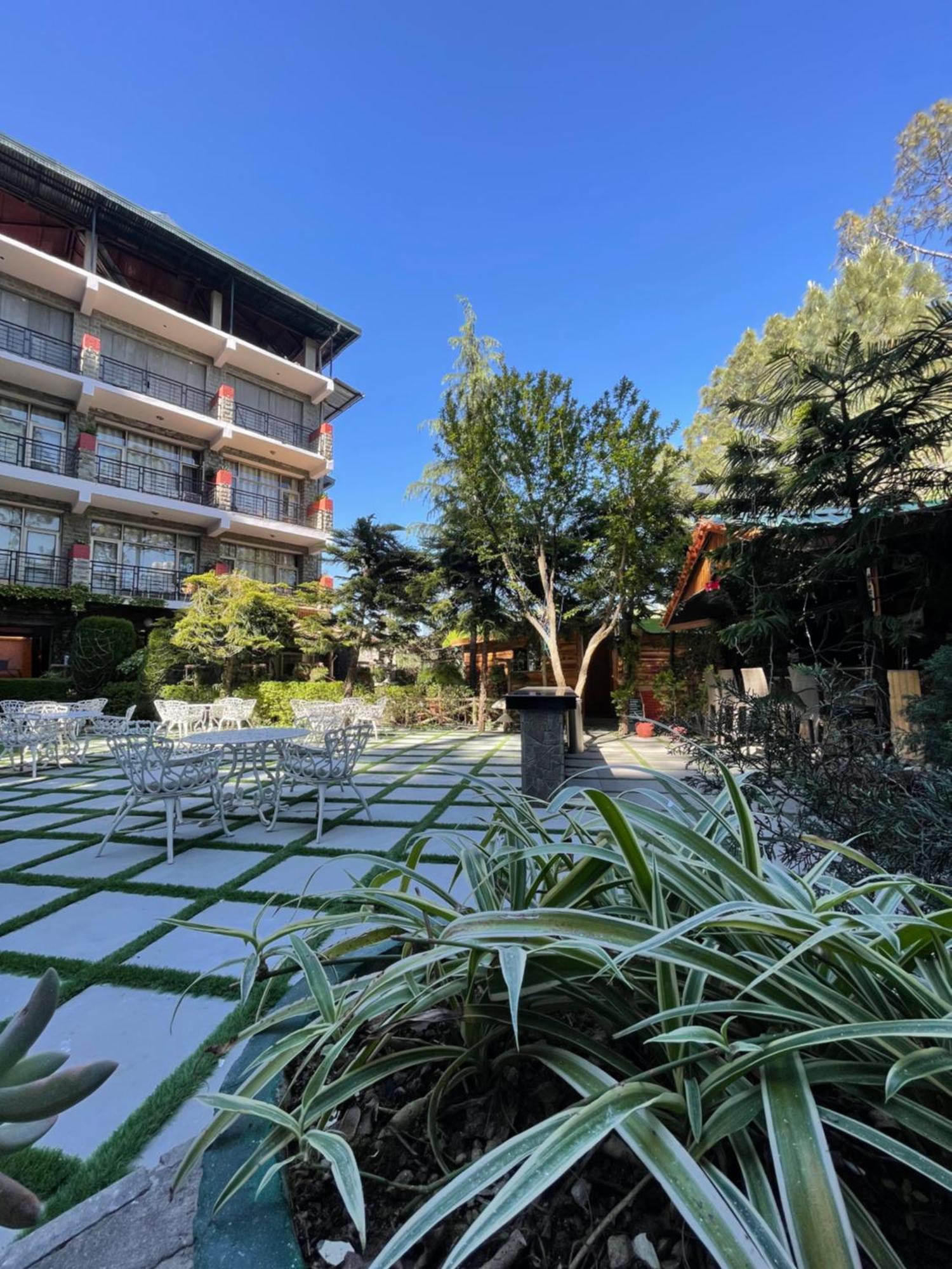 Kasauli Castle Resort Екстер'єр фото