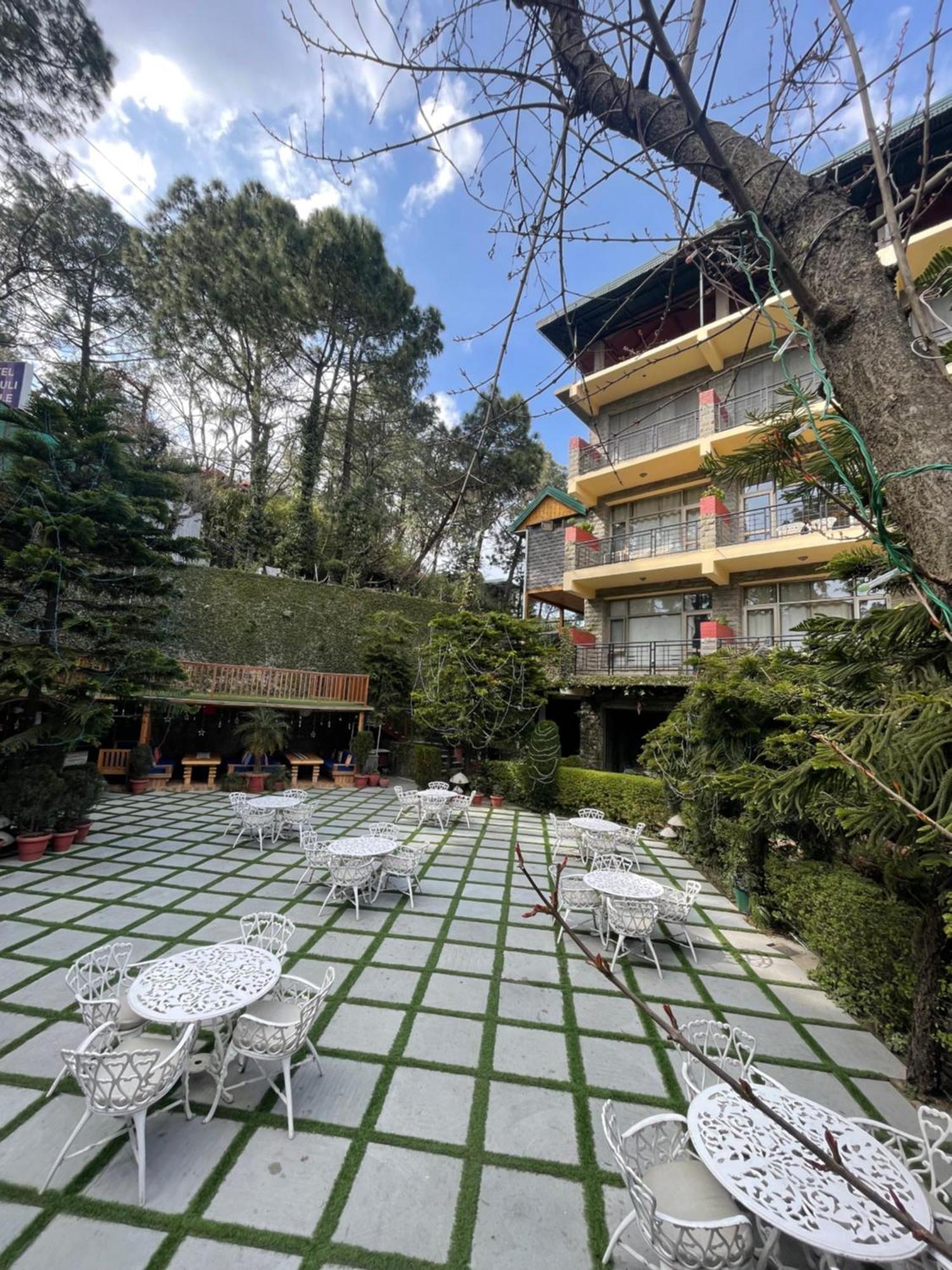Kasauli Castle Resort Екстер'єр фото