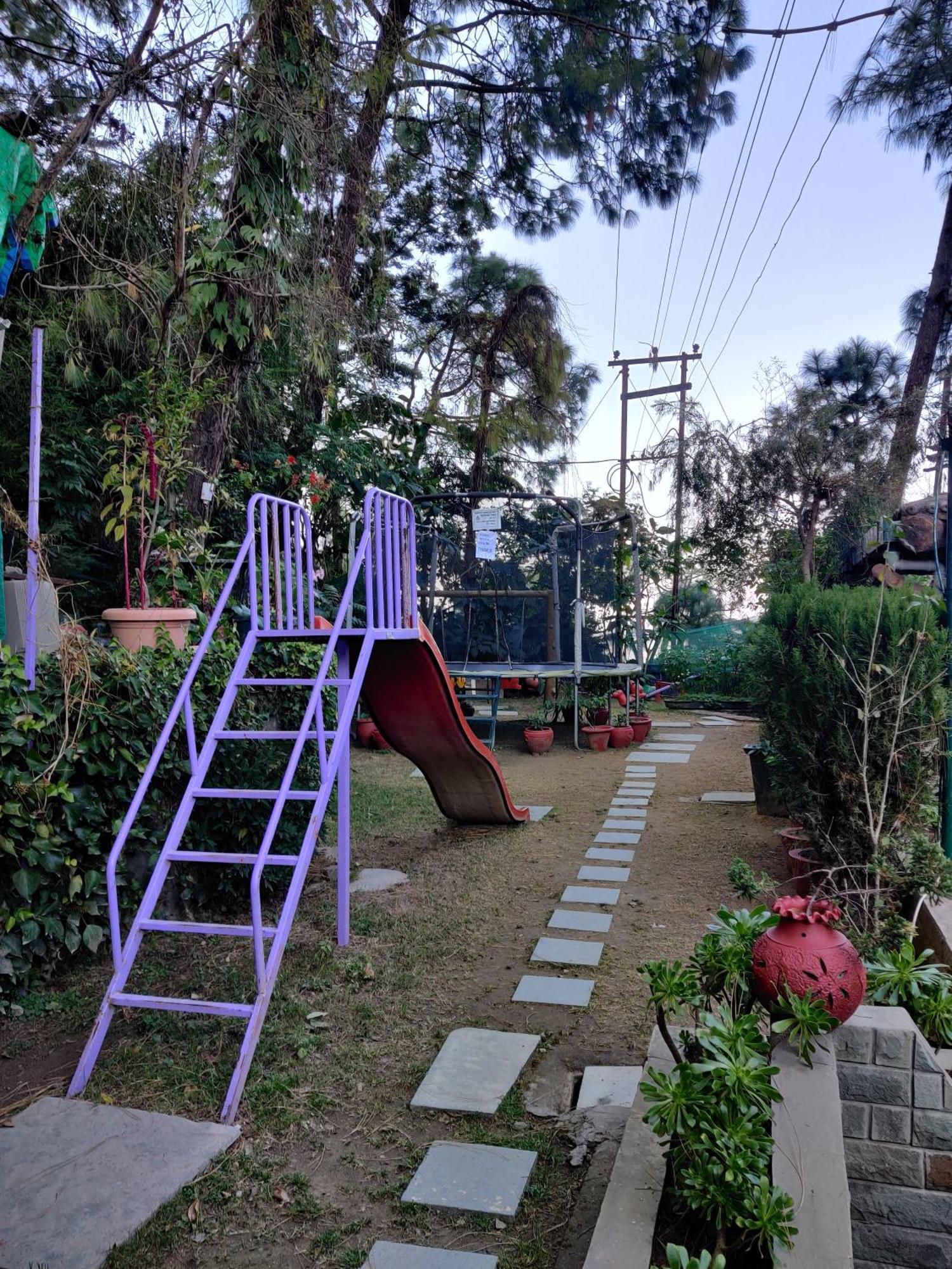 Kasauli Castle Resort Екстер'єр фото