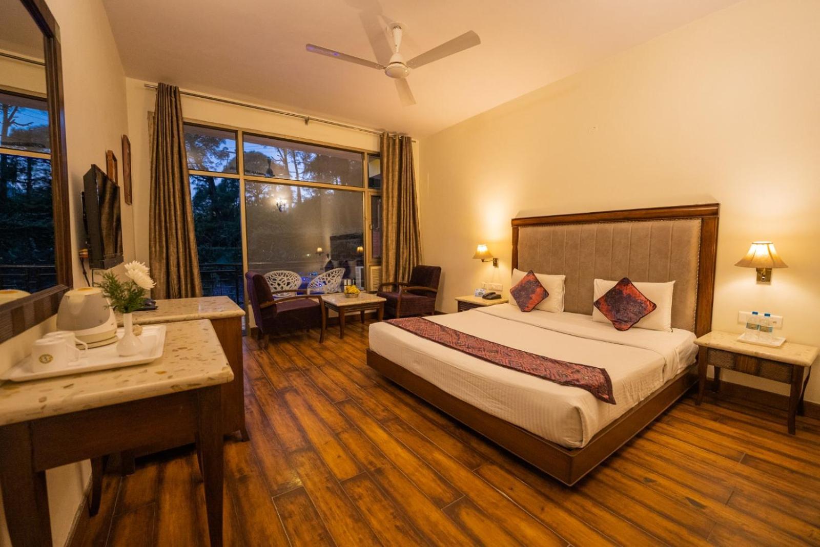 Kasauli Castle Resort Екстер'єр фото