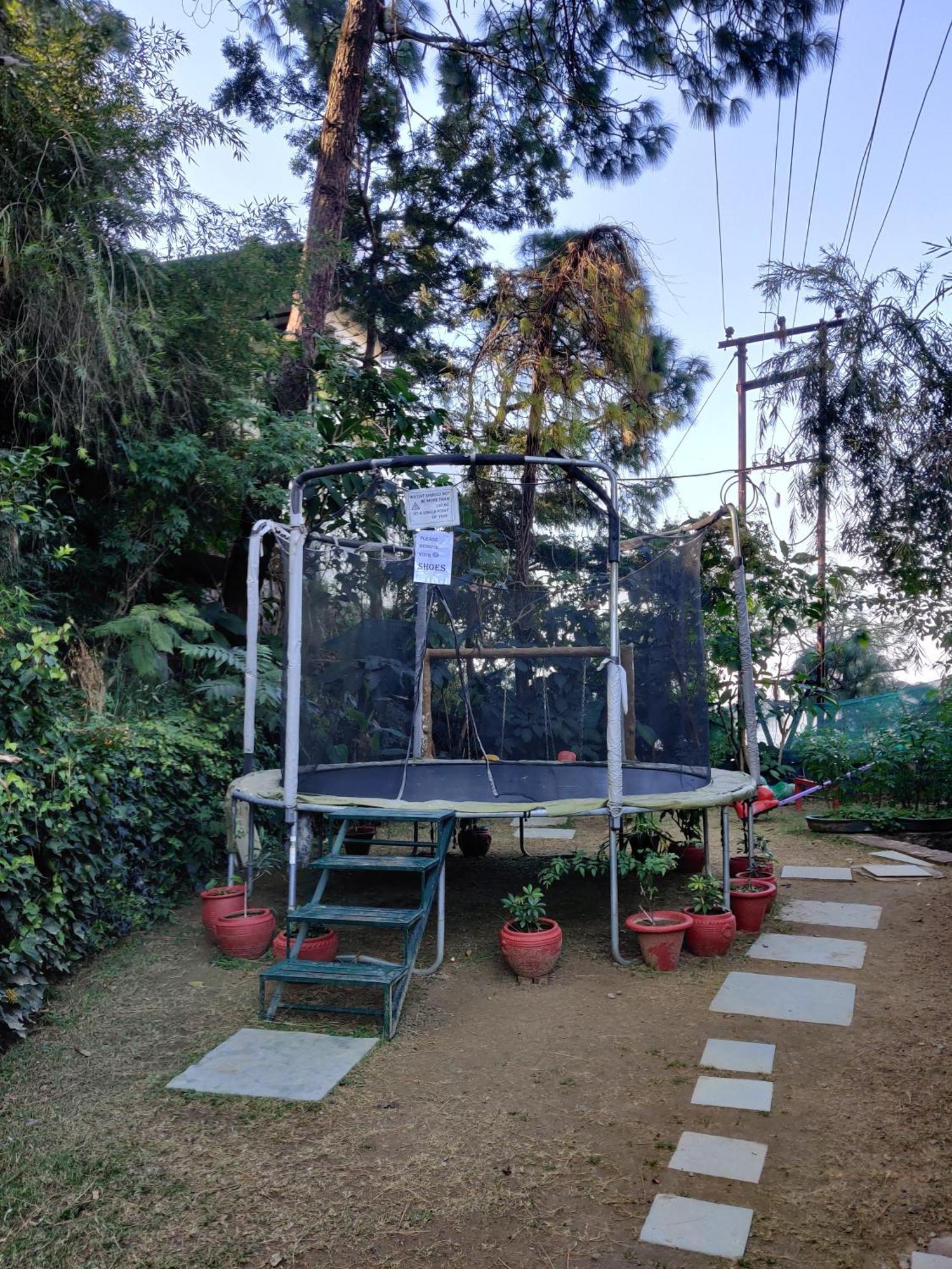 Kasauli Castle Resort Екстер'єр фото