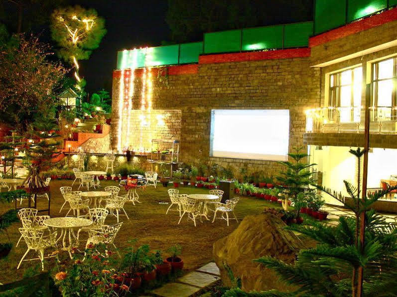 Kasauli Castle Resort Екстер'єр фото
